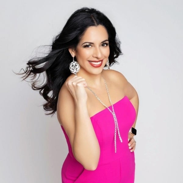 Jennie Lopez headshot