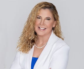 Stephanie Clifton, Ag Lender and Commercial Relationship Manager