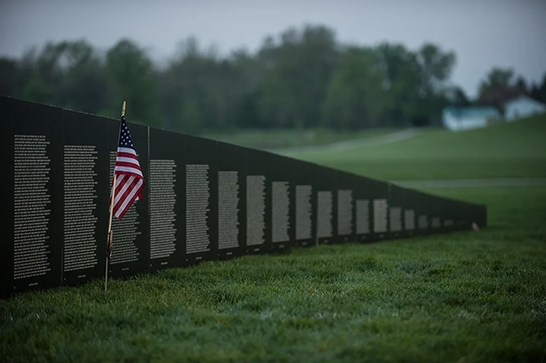 Veterans Traveling Tribute Vietnam Wall location